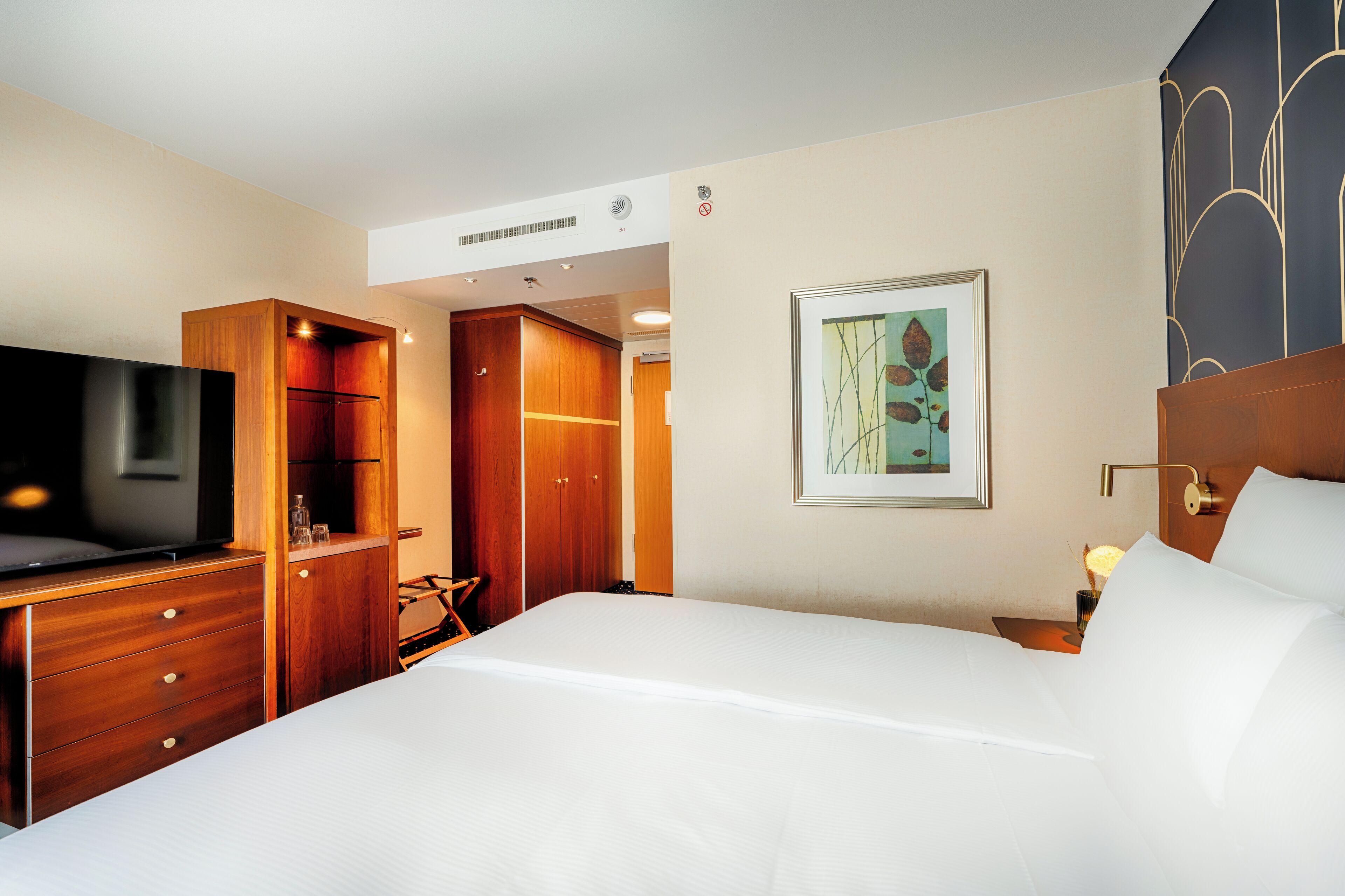 Superior Double Room,1770841339:JPEG